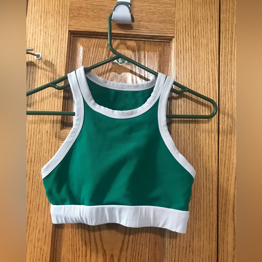 Wilo sports bra